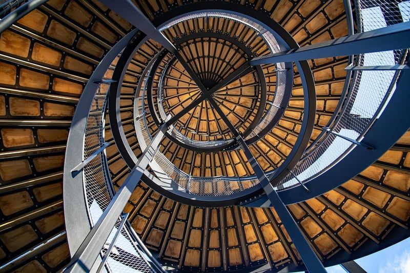 Fermer un escalier pour garder la chaleur : la solution qui change tout